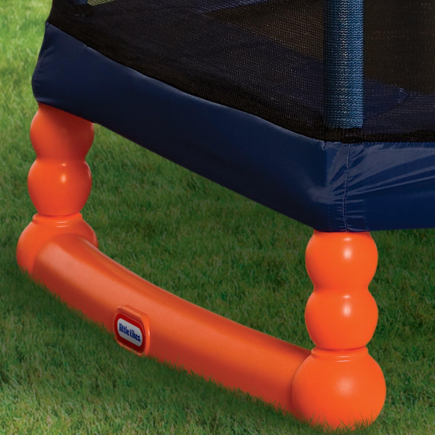 Little Tikes 7ft Kids' Trampoline with Safety Enclosure - Image 3