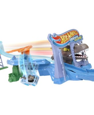 Hot Wheels RacerVerse Jurassic World Crash & Splash Track Set with Die-Cast Dinosaur Toy Car - Image 4