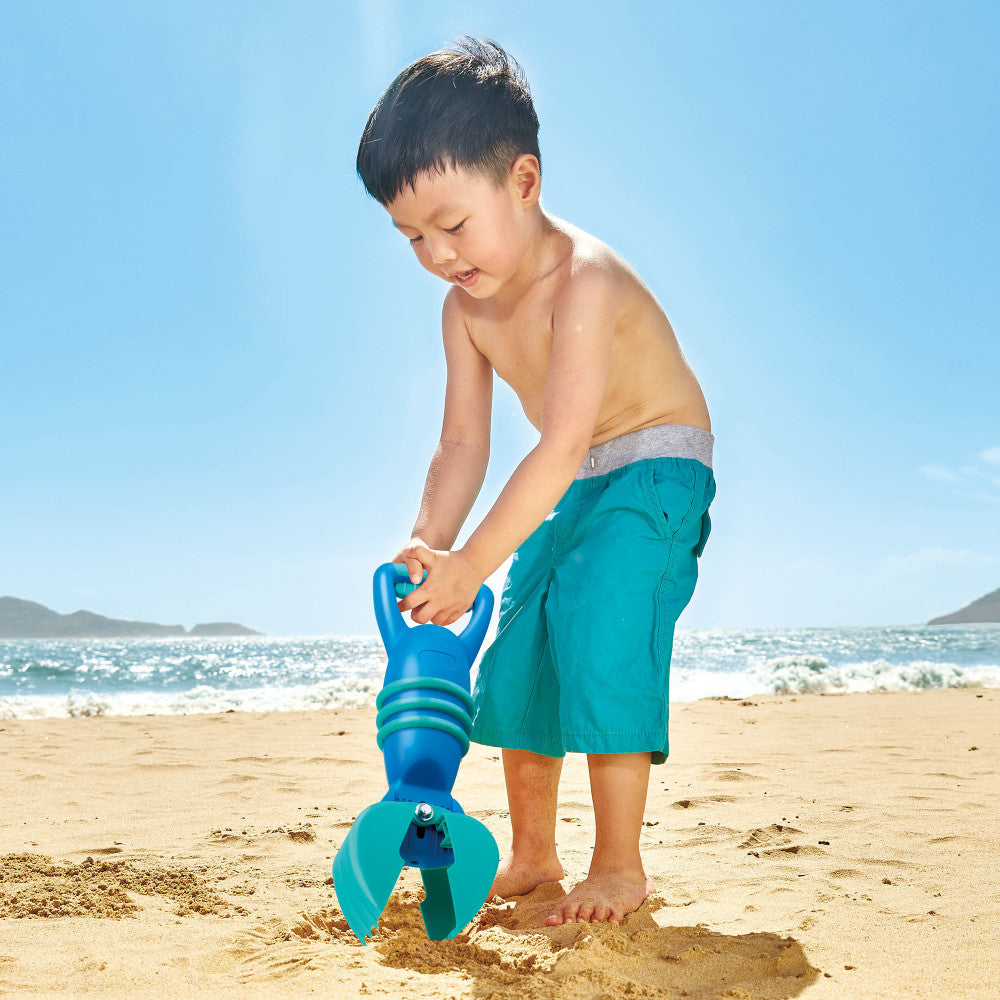 Hape - Mighty Grabber - Blue Sand & Beach Toy - Image 3