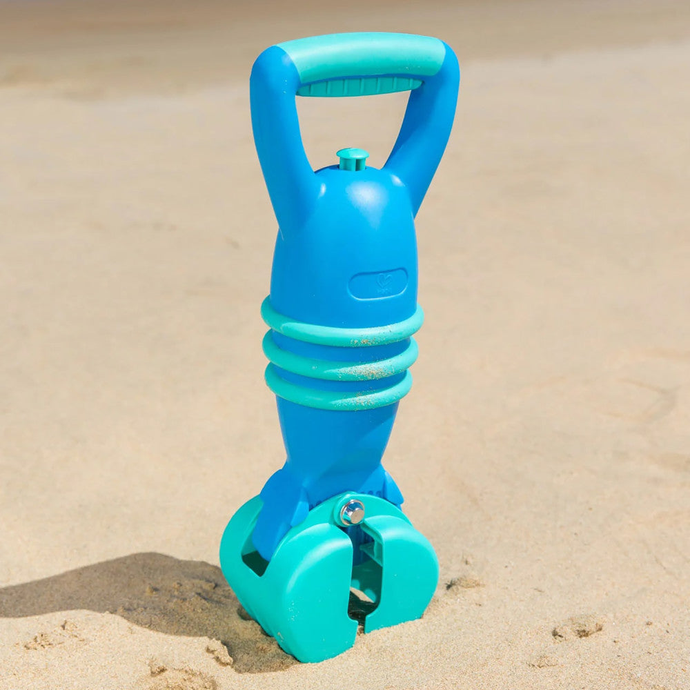 Hape - Mighty Grabber - Blue Sand & Beach Toy - Image 4