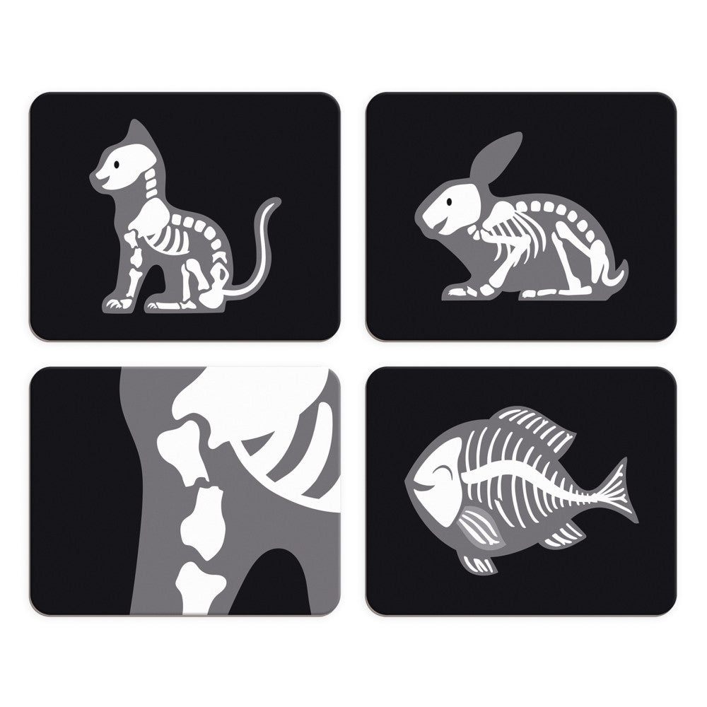 Janod 15-Piece Vet Suitcase Toy Set - Image 5