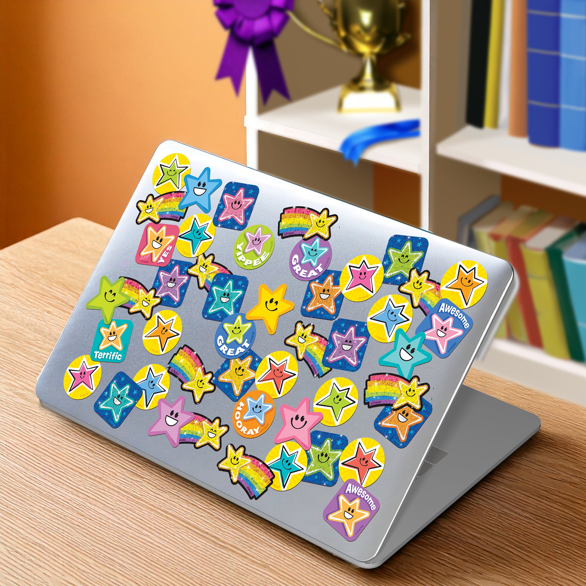 TREND Scratch 'N Sniff All Stars ?C 240ct Scented Stickers, Star Celebration Pack - Image 5