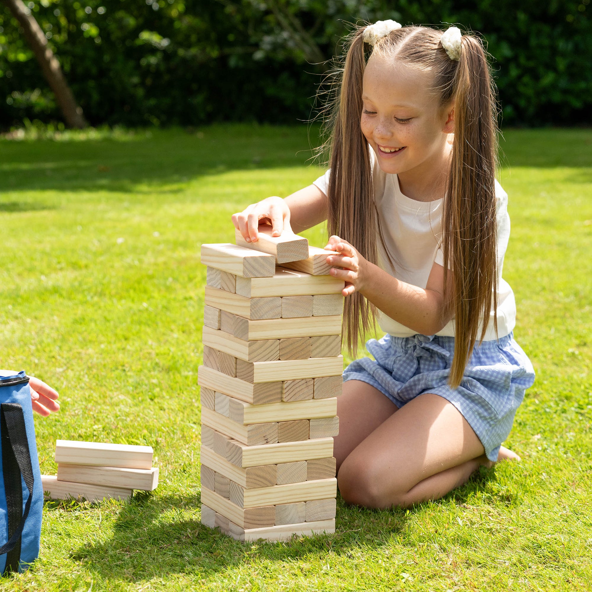 Grasshopper Games Giant Stack 'N' Fall Wooden Block Game with Carry Bag, Family Friendly - Image 5